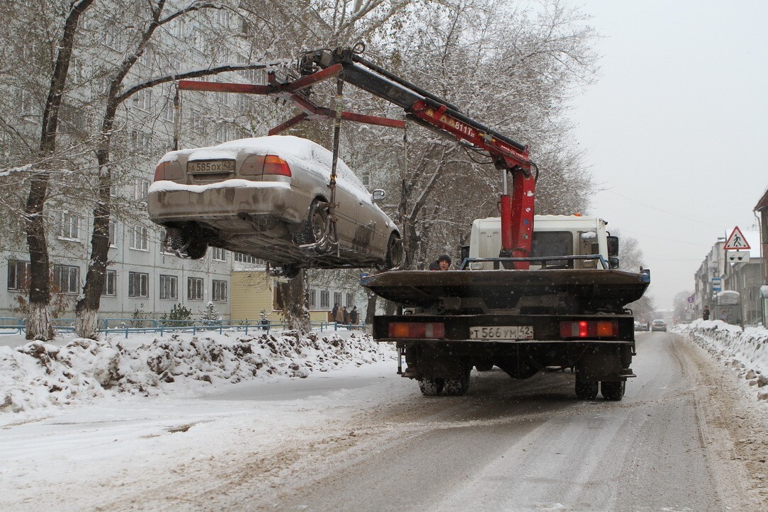 Мешающие уборке снега автомобили будут эвакуированы