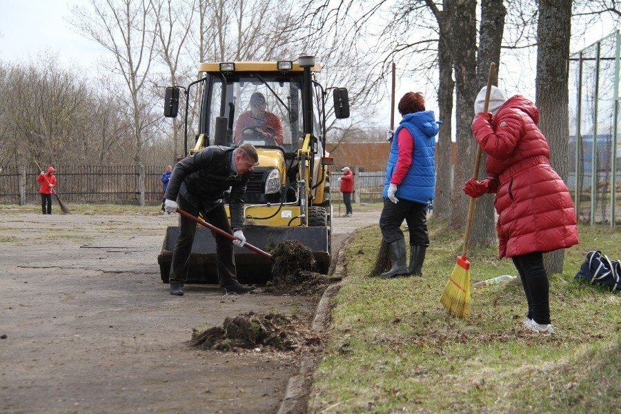 В Рыбинске объявлен месячник санитарной уборки города