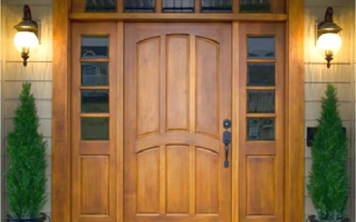 классическая дверь