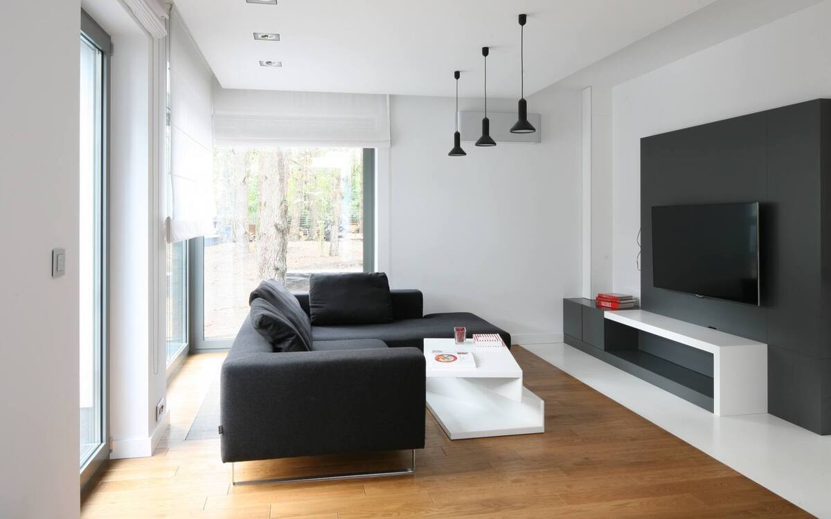 Черный диван: элегантность и оригинальность для безупречного интерьера